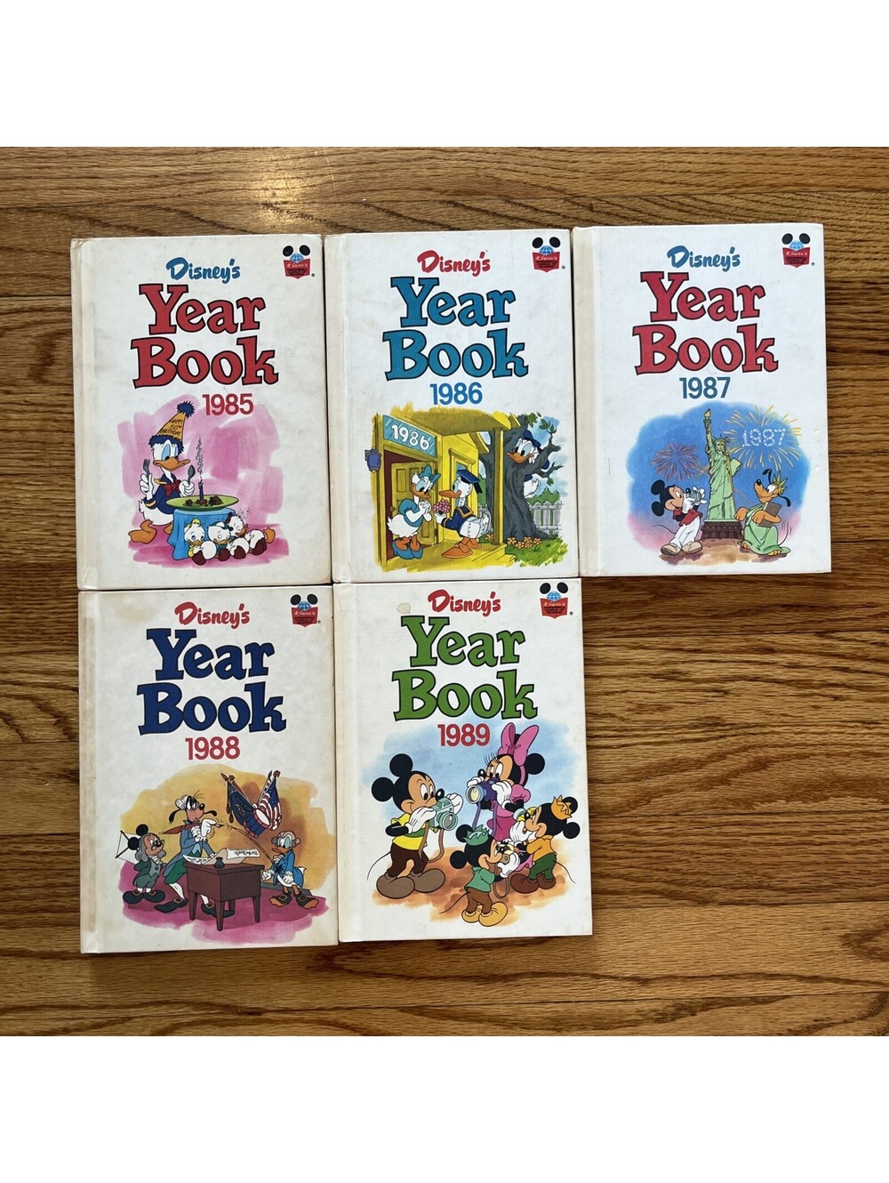 Disney Yearbooks 1985 1986 1987 1988 1989 Lot 5 Hardcover Books